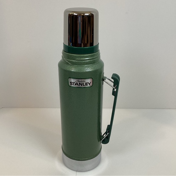 Stanley Aladdin Green Vacuum Bottle Thermos A-944DH Quart Vintage - Made in USA - Picture 9 of 9
